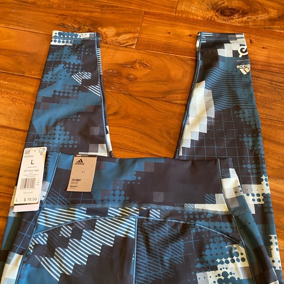 Adidas Women’s Gym Leggings - Picture 5 of 8